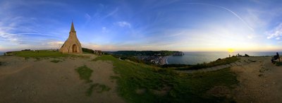etretat-sunset-pano_5940763028_l.jpg
